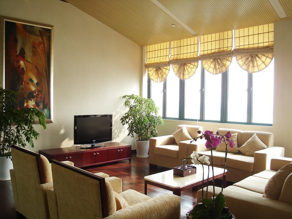 Runyang Huanlong Hotel Zhenjiang  Esterno foto